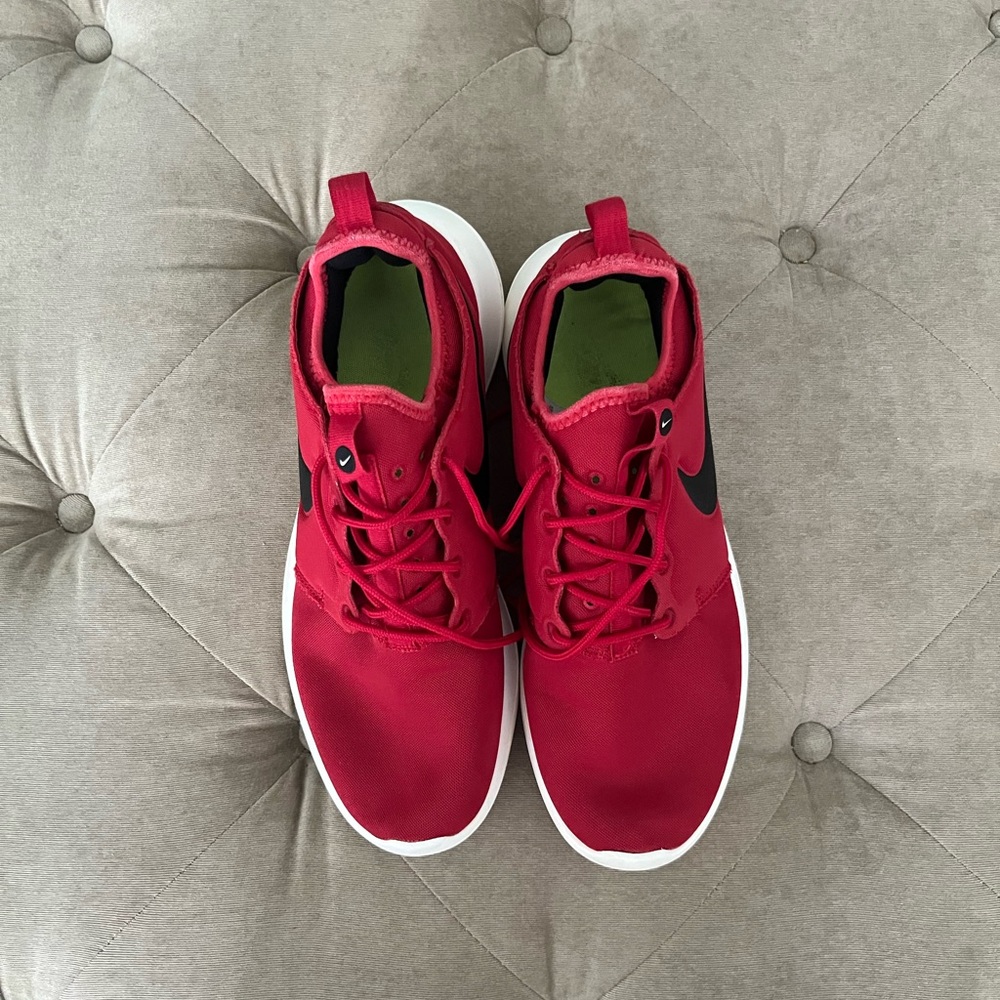 Nike Roshe Run II - Picture 2 of 5